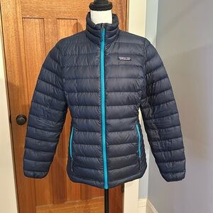 Patagonia navy down light coat, size xs